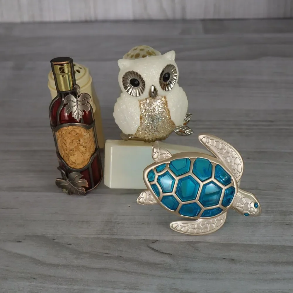 Bath & Body Works Sea Turtle Owl Wine bottl Wallflower Diffuser Plug In Lot of 3